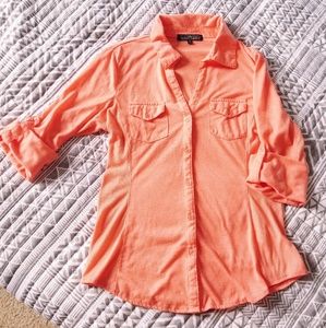 Coral Stretch 3/4 Sleeve Button Down